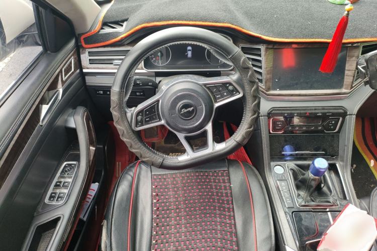 Used Zotye Domy X7 2017 1.8T Manual Luxury Model Steering Wheel