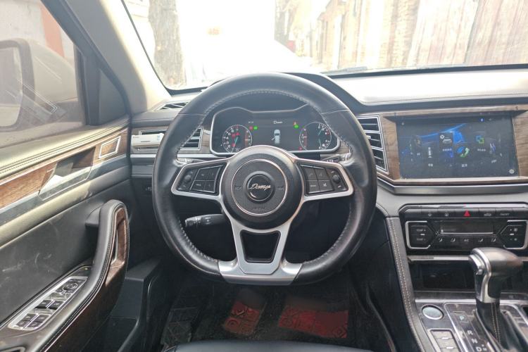 Used Zotye Domy X7 2017 1.8T DCT Prestige Model Steering Wheel