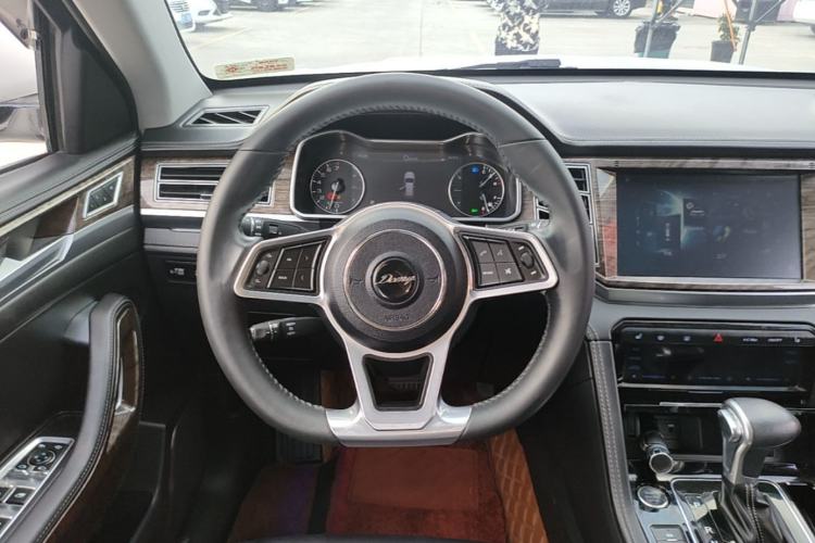 Used Zotye Domy X7 2017 1.8T DCT Supreme Model Steering Wheel
