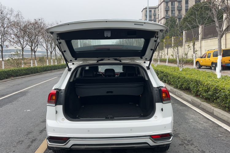 Used Zotye Domy X7 2017 1.8T Manual Luxury Model Trunk