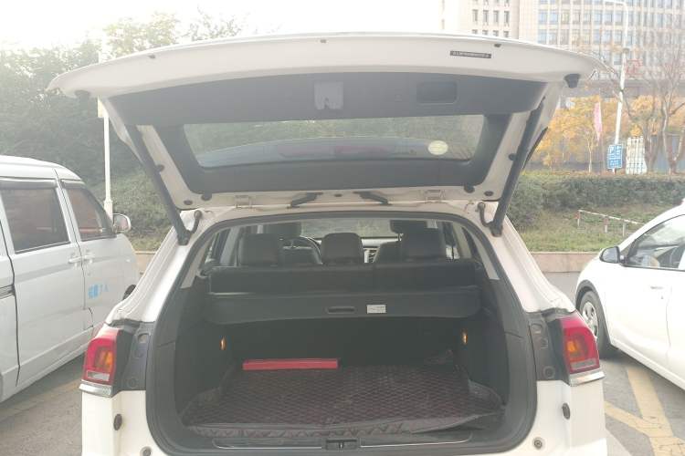 Used Zotye Domy X7 2017 Upgraded Edition 1.8T DCT Huashan Model Trunk