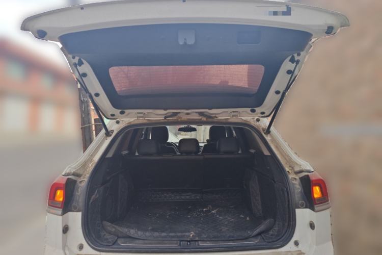 Used Zotye Domy X7 2017 1.8T DCT Prestige Model Trunk