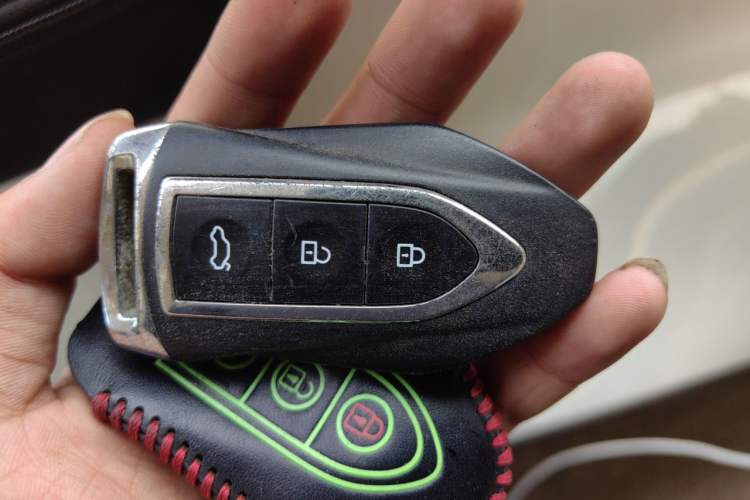Used Zotye Domy X7 2017 1.8T Manual Luxury Model Vehicle Key