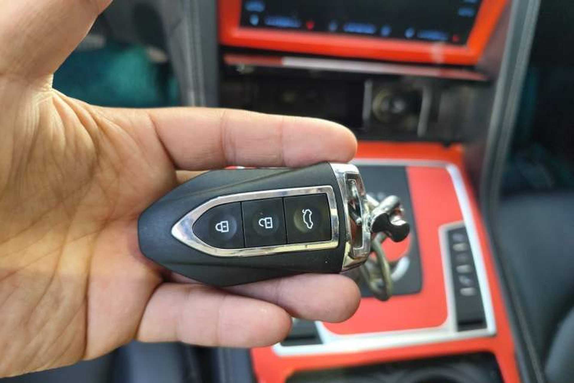 Used Zotye Domy X7 2017 2.0T DCT Ultimate Edition Vehicle Key