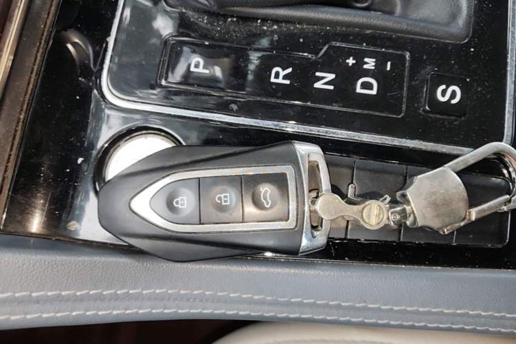 Used Zotye Domy X7 2017 Upgraded Edition 1.8T DCT Huashan Model Vehicle Key