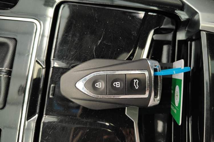 Used Zotye Domy X7 2017 Upgraded Edition 1.8T DCT Huashan Model Vehicle Key