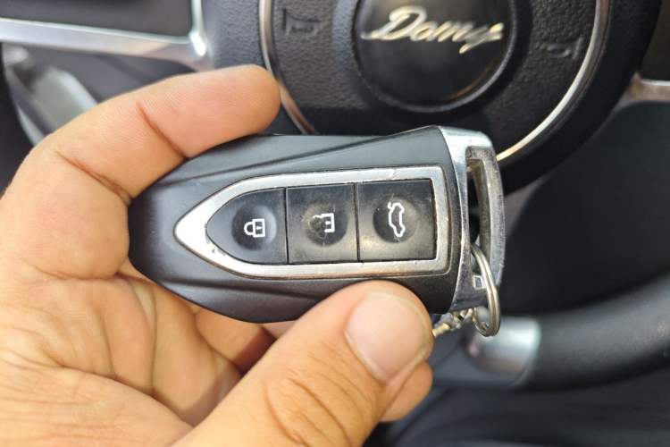 Used Zotye Domy X7 2017 1.5T Manual Elite Version Vehicle Key