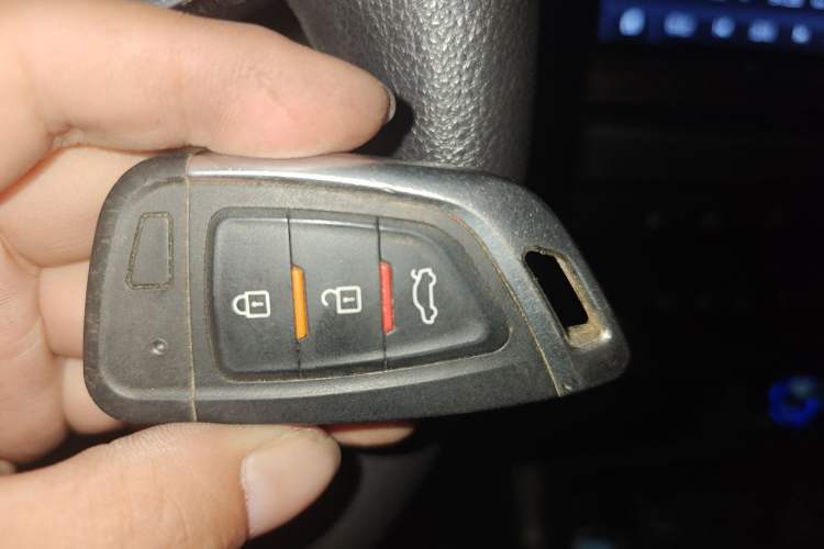 Used Zotye Domy X7 2017 1.5T Manual Elite Version Vehicle Key