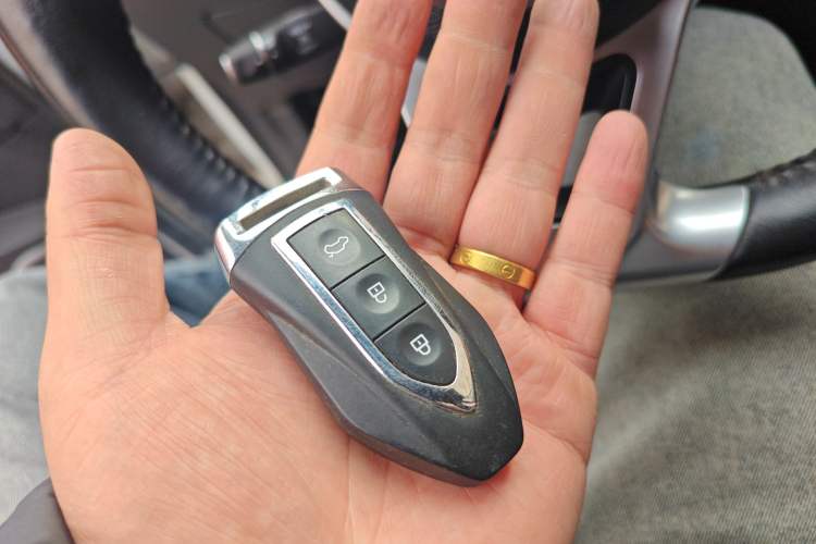 Used Zotye Domy X7 2017 1.8T DCT Prestige Model Vehicle Key