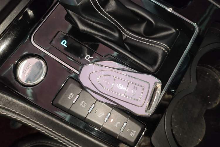 Used Zotye Domy X7 2017 1.8T DCT Supreme Model Vehicle Key