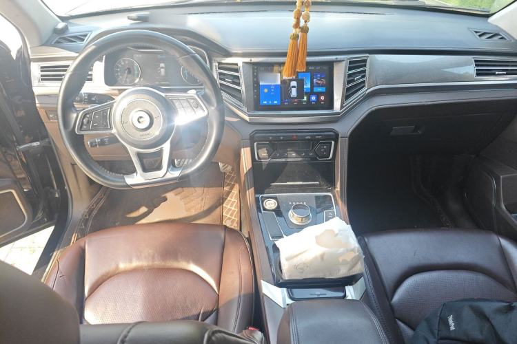 Used Zotye Domy X7 2018 2.0T Automatic Prestige Edition Center Console