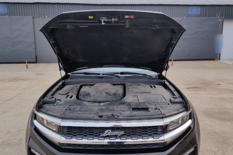 Used Zotye Domy X7 2018 2.0T Automatic Luxury Version Engine Bay