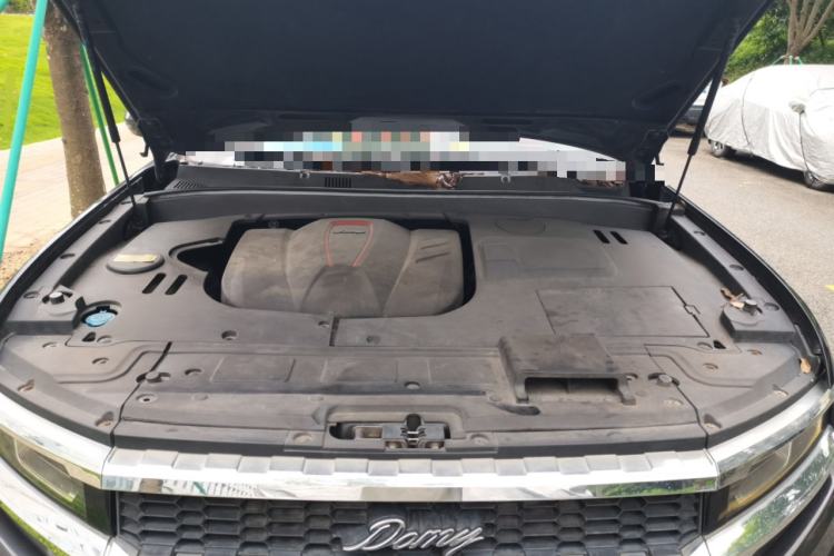 Used Zotye Domy X7 2018 2.0T Automatic Prestige Edition Engine Bay