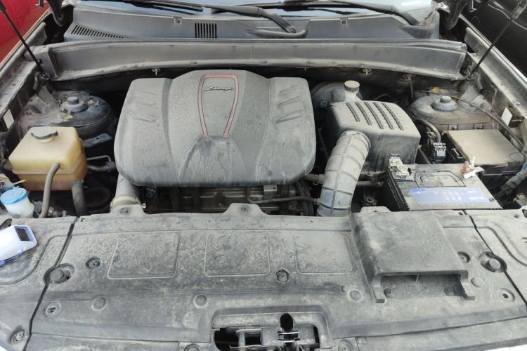 Used Zotye Domy X7 2018 2.0T Automatic Prestige Edition Engine Bay