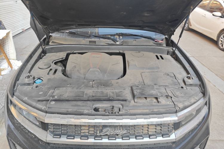 Used Zotye Domy X7 2018 2.0T Automatic Luxury Version Engine Bay