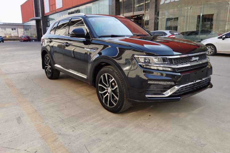 Used Zotye Domy X7 2018 2.0T Automatic Prestige Edition Exterior 2