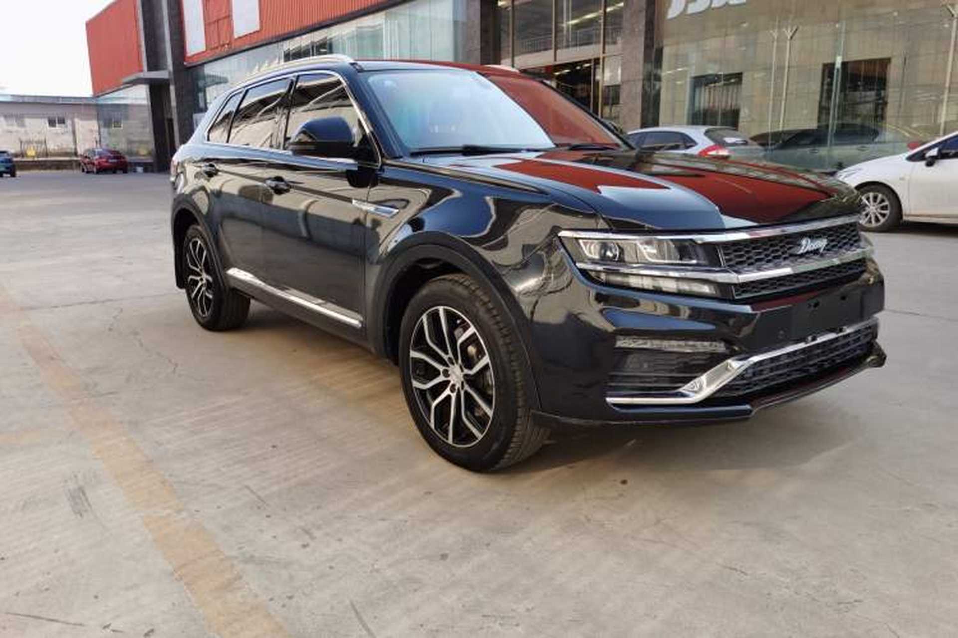Used Zotye Domy X7 2018 2.0T Automatic Prestige Edition Exterior 2