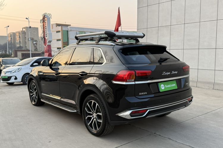 Used Zotye Domy X7 2018 2.0T Automatic Luxury Version Exterior 2
