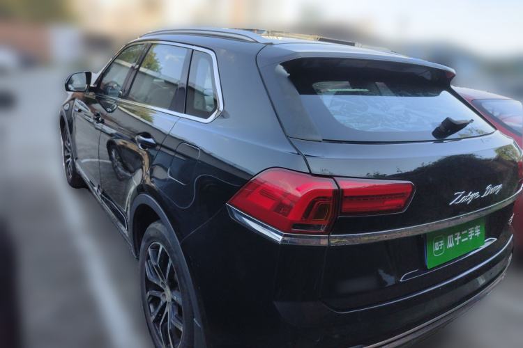 Used Zotye Domy X7 2018 2.0T Automatic Prestige Edition Exterior 3