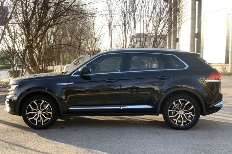 Used Zotye Domy X7 2018 2.0T Automatic Luxury Version Exterior 4