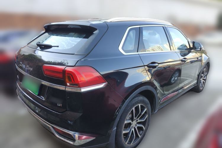 Used Zotye Domy X7 2018 2.0T Automatic Prestige Edition Exterior 5