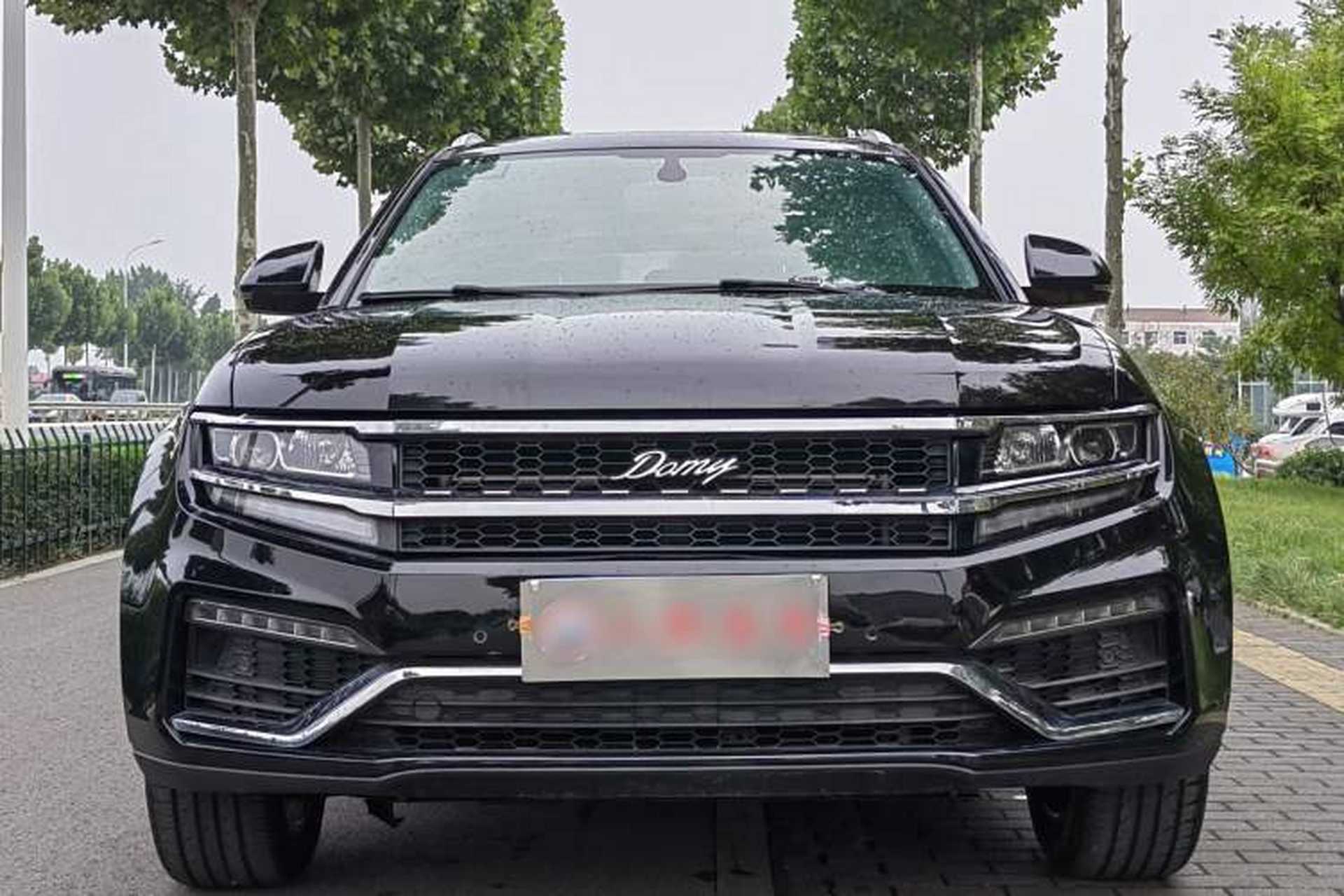 Used Zotye Domy X7 2018 2.0T Automatic Luxury Version Exterior 8