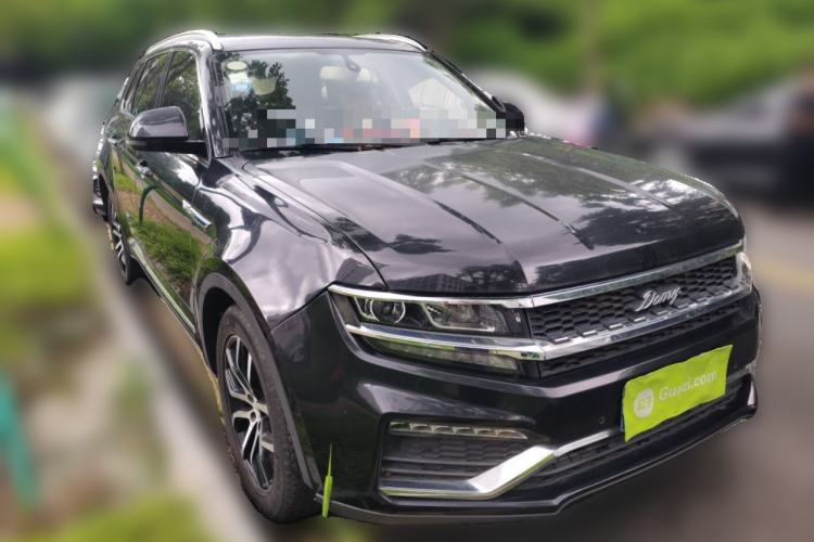 Used Zotye Domy X7 2018 2.0T Automatic Prestige Edition Front Right 45 Deg
