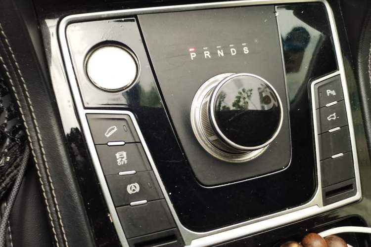 Used Zotye Domy X7 2018 2.0T Automatic Prestige Edition Gear Lever