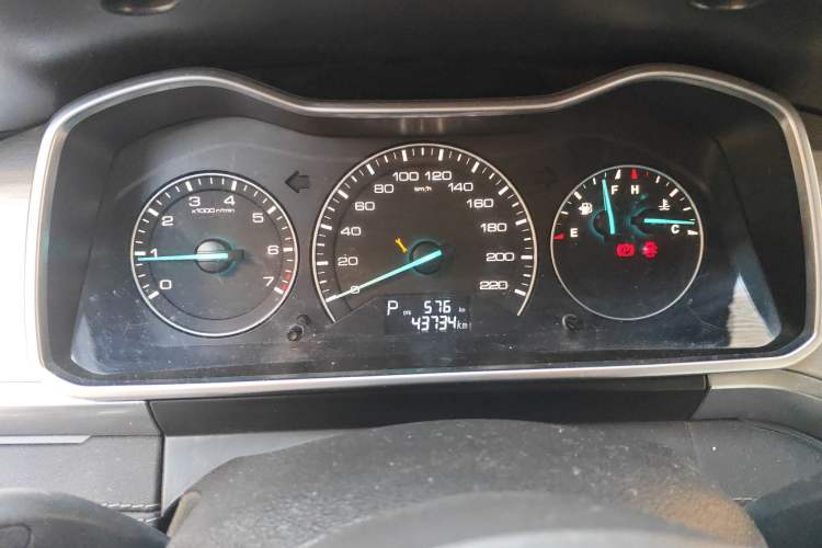 Used Zotye Domy X7 2018 2.0T Automatic Luxury Version Instrument Cluster