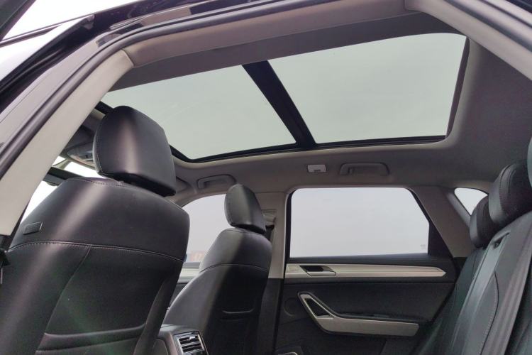 Used Zotye Domy X7 2018 2.0T Automatic Luxury Version Interior 1