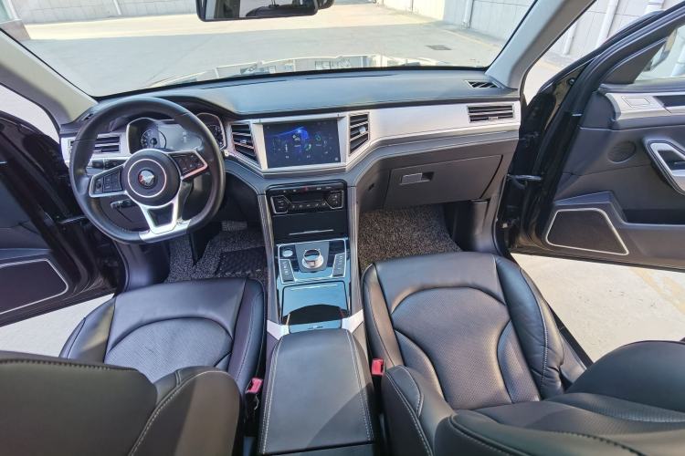 Used Zotye Domy X7 2018 2.0T Automatic Prestige Edition Interior 1
