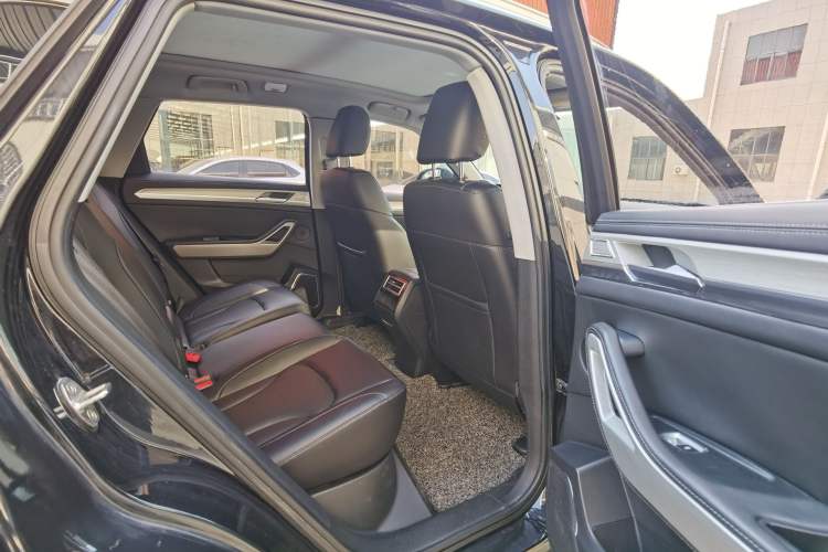 Used Zotye Domy X7 2018 2.0T Automatic Prestige Edition Interior 5