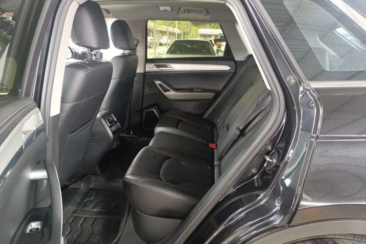 Used Zotye Domy X7 2018 2.0T Automatic Prestige Edition Left Rear Seat