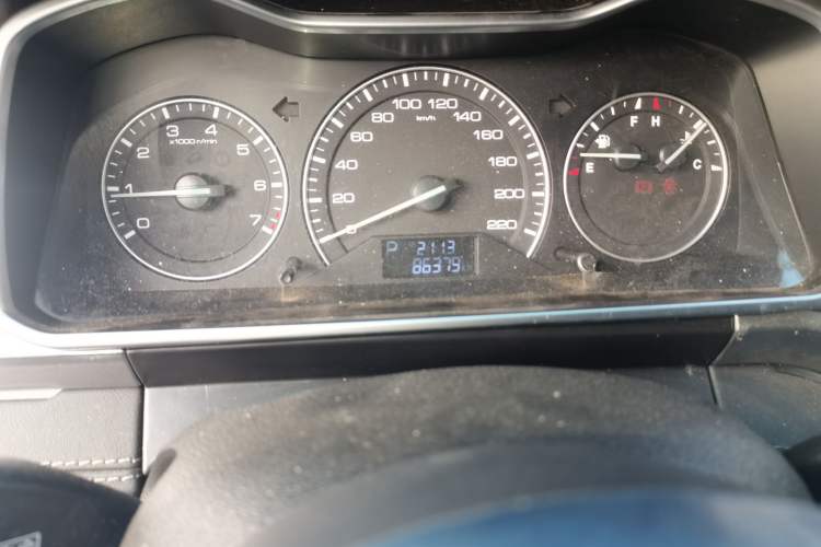 Used Zotye Domy X7 2018 2.0T Automatic Luxury Version Odometer Close Up
