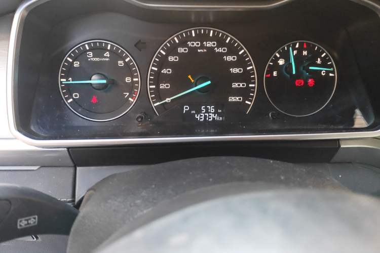 Used Zotye Domy X7 2018 2.0T Automatic Luxury Version Odometer Close Up