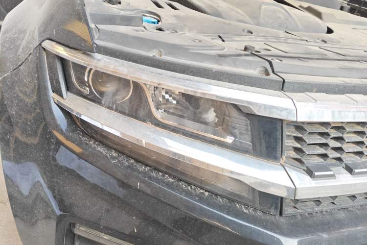 Used Zotye Domy X7 2018 2.0T Automatic Luxury Version Right Front Headlight