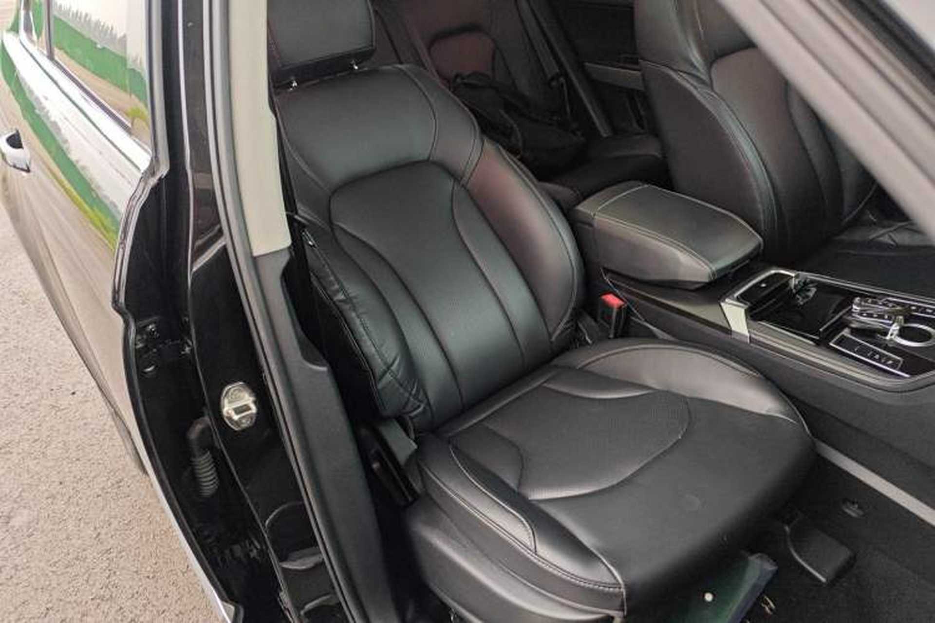 Used Zotye Domy X7 2018 2.0T Automatic Luxury Version Right Front Seat