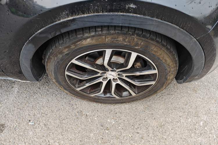 Used Zotye Domy X7 2018 2.0T Automatic Prestige Edition Right Front Wheel Hub