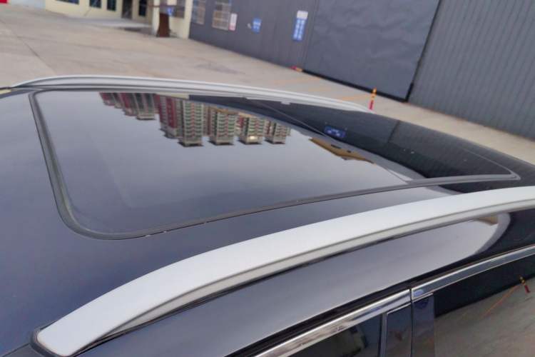 Used Zotye Domy X7 2018 2.0T Automatic Luxury Version Roof