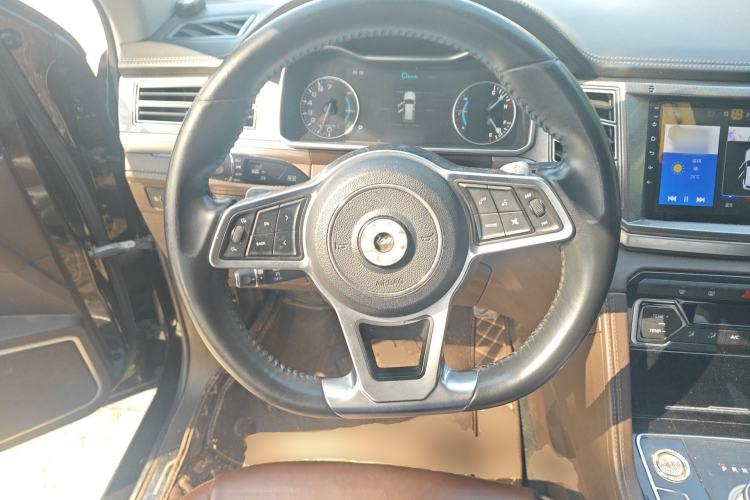 Used Zotye Domy X7 2018 2.0T Automatic Prestige Edition Steering Wheel