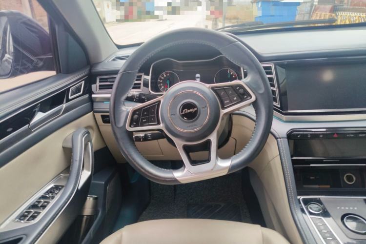 Used Zotye Domy X7 2018 2.0T Automatic Supreme Edition Steering Wheel