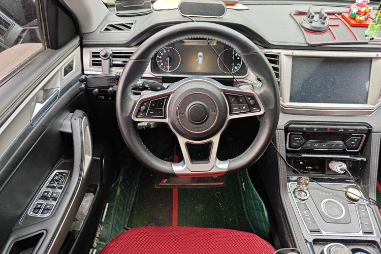Used Zotye Domy X7 2018 2.0T Automatic Prestige Edition Steering Wheel