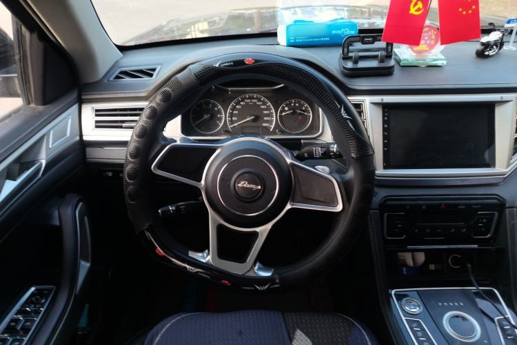 Used Zotye Domy X7 2018 2.0T Automatic Luxury Version Steering Wheel