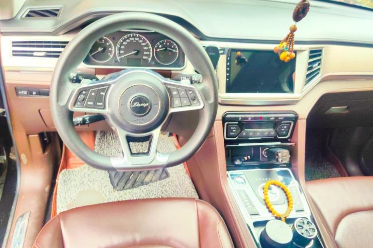 Used Zotye Domy X7 2018 2.0T Automatic Luxury Version Steering Wheel