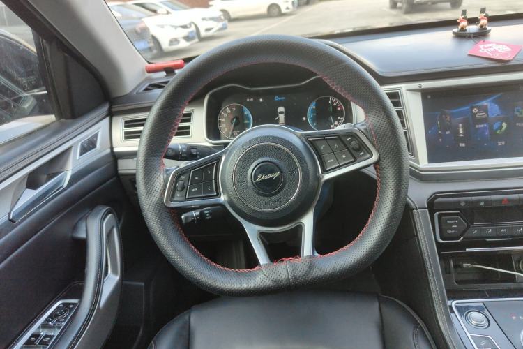 Used Zotye Domy X7 2018 2.0T Automatic Prestige Edition Steering Wheel