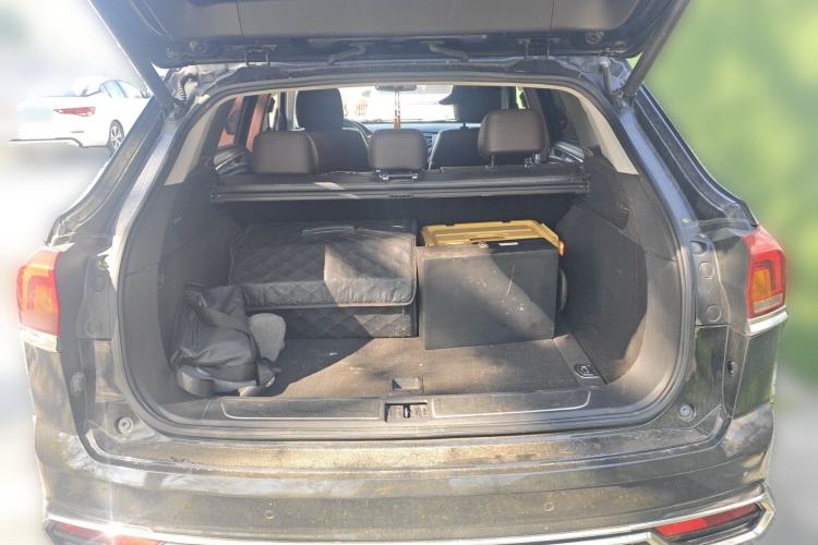 Used Zotye Domy X7 2018 2.0T Automatic Prestige Edition Trunk