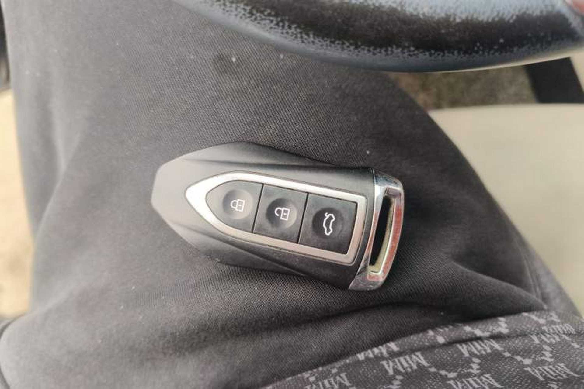 Used Zotye Domy X7 2018 2.0T Automatic Supreme Edition Vehicle Key
