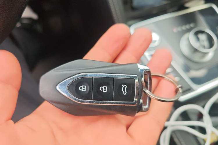 Used Zotye Domy X7 2018 2.0T Automatic Luxury Version Vehicle Key