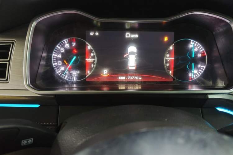 Used Zotye Domy X7 2018 2.0T Automatic Prestige Edition Odometer Close Up