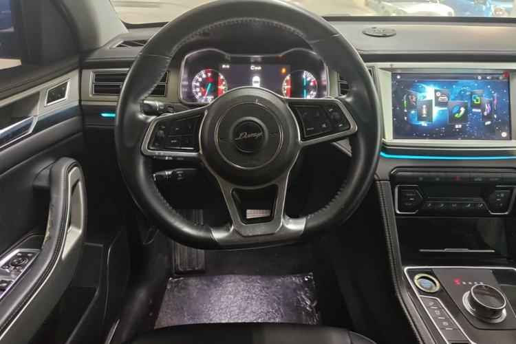 Used Zotye Domy X7 2018 2.0T Automatic Prestige Edition Steering Wheel